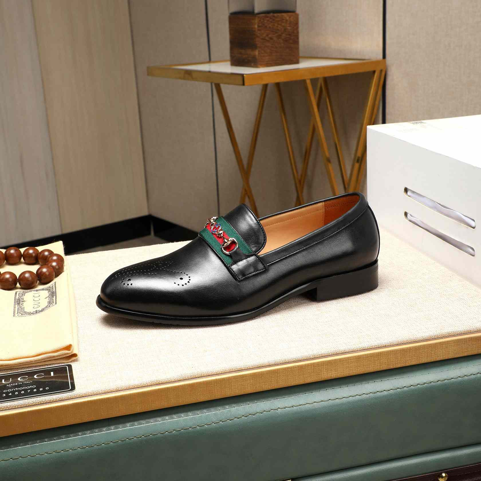 Gucci Loafers - DesignerGu