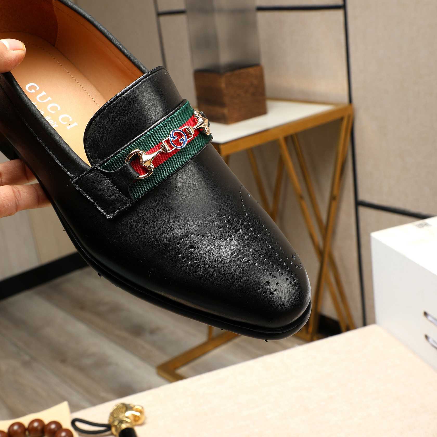 Gucci Loafers - DesignerGu