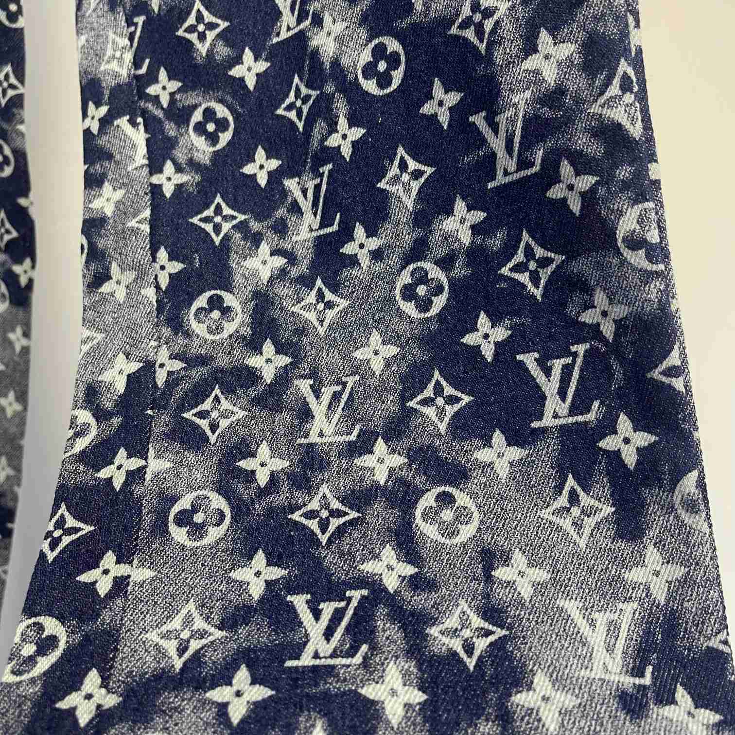 Louis Vuitton Monogram Trackpants    - DesignerGu