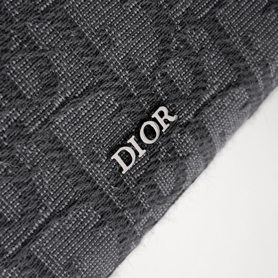 Dior A5 Triangle Pouch - DesignerGu