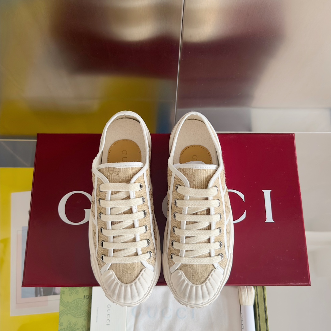 Gucci GG Sneaker  - DesignerGu