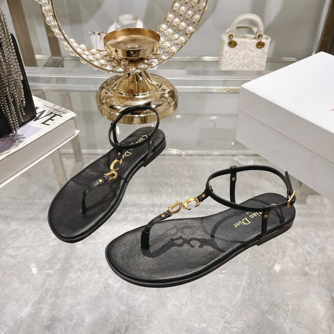 Dior Dioriviera C'est Dior Thong Sandal - DesignerGu