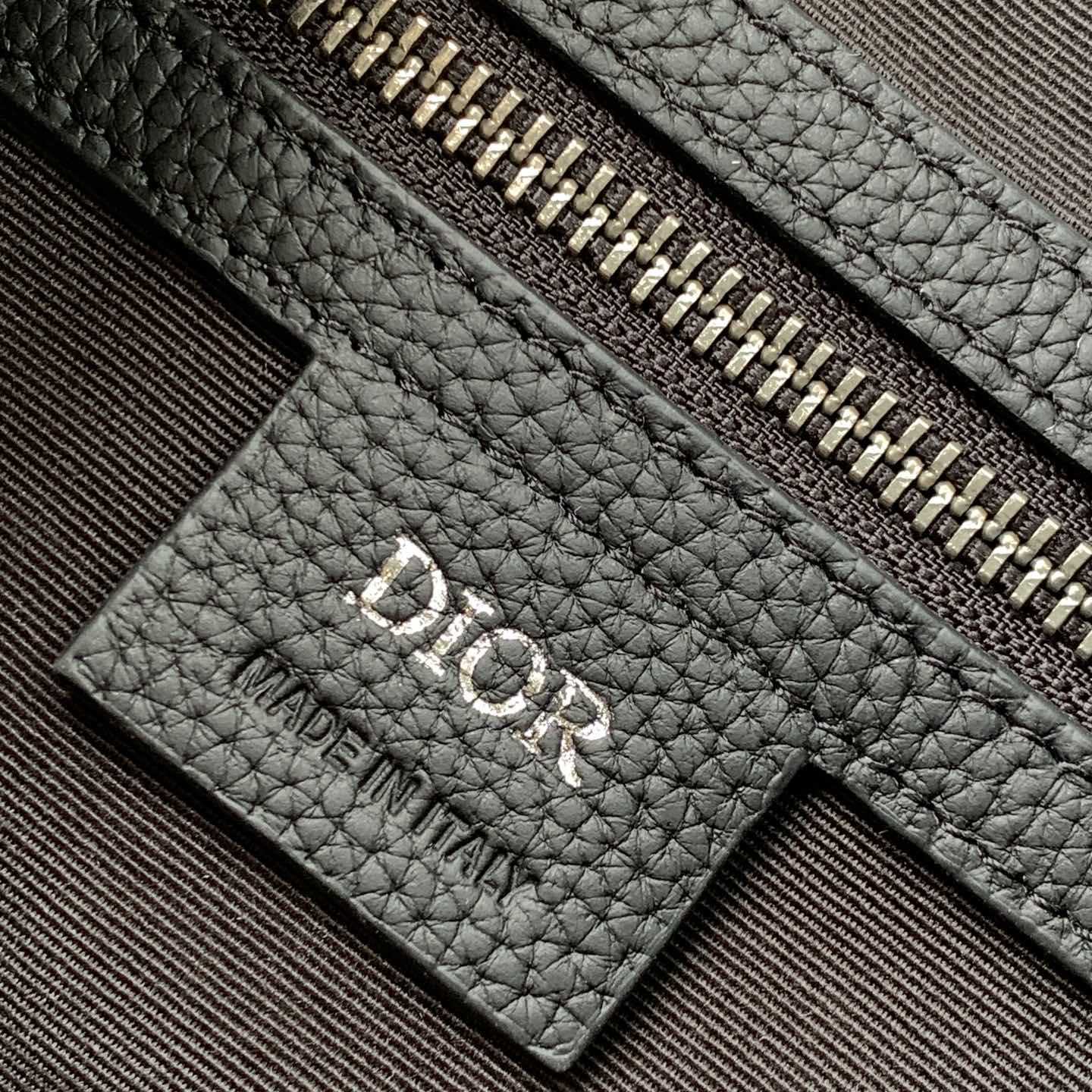 Dior 8 Backpack With Flap - DesignerGu