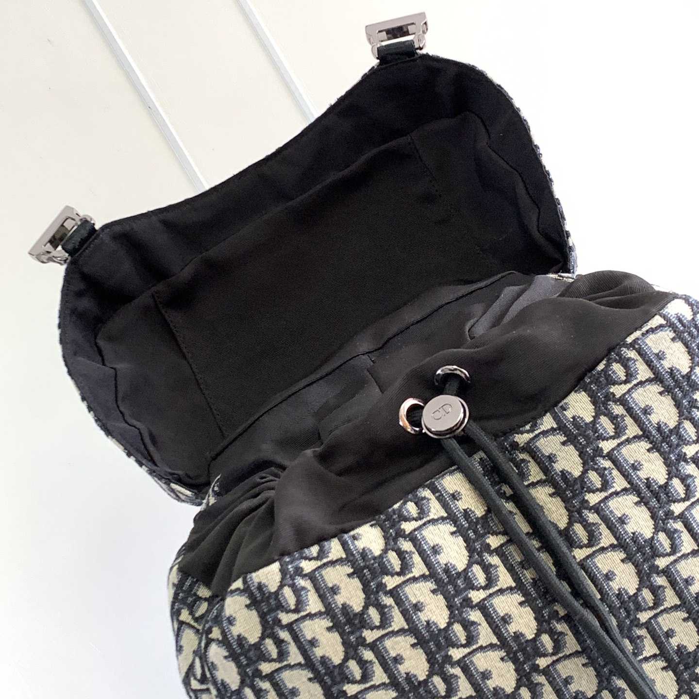 Dior 8 Backpack With Flap - DesignerGu