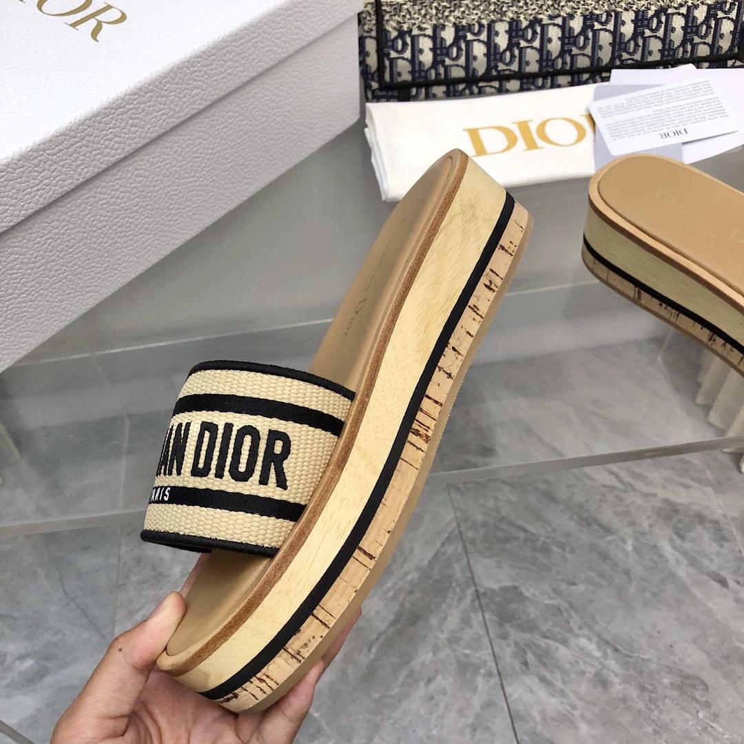 Dior Dioriviera Dway Platform Slide - DesignerGu