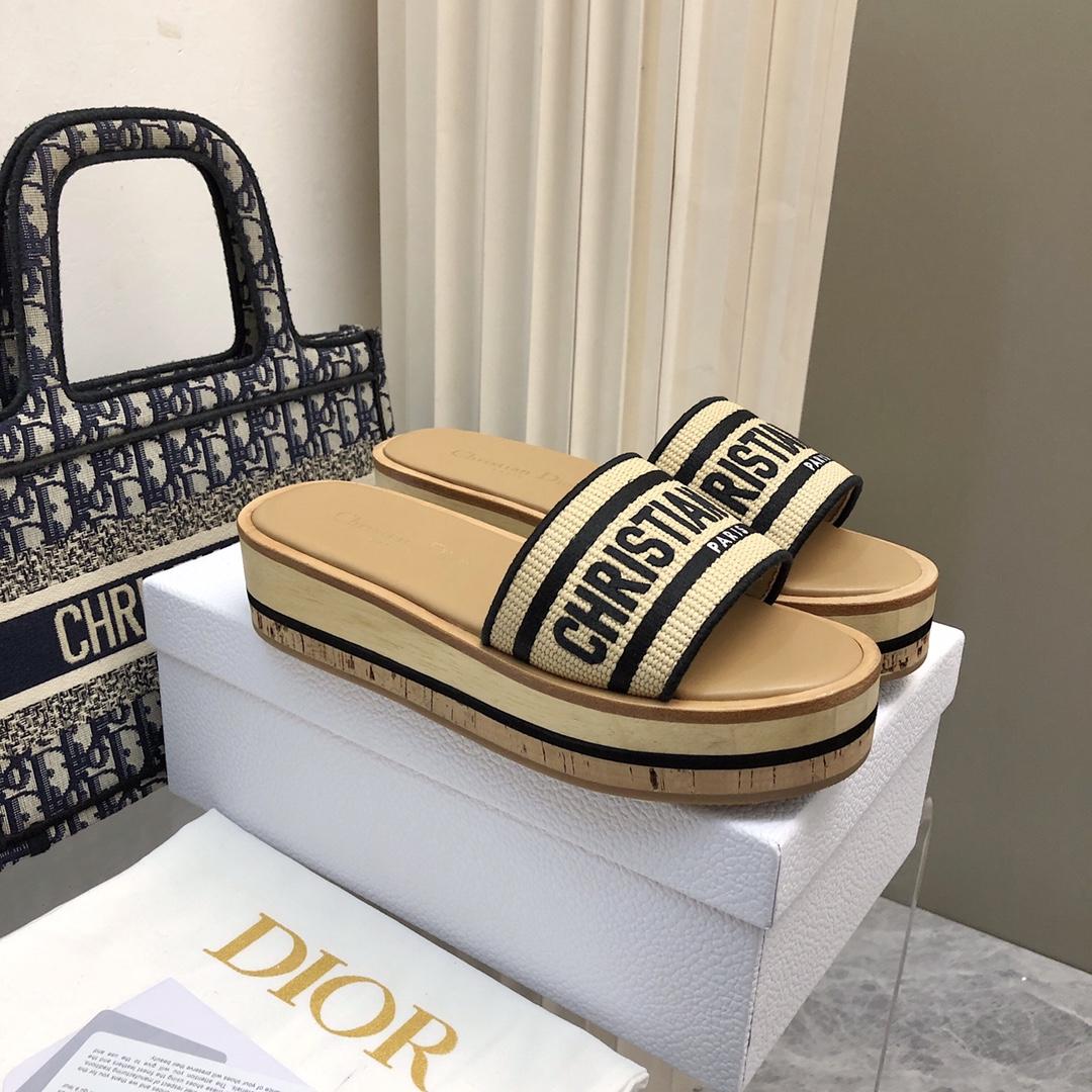 Dior Dioriviera Dway Platform Slide - DesignerGu