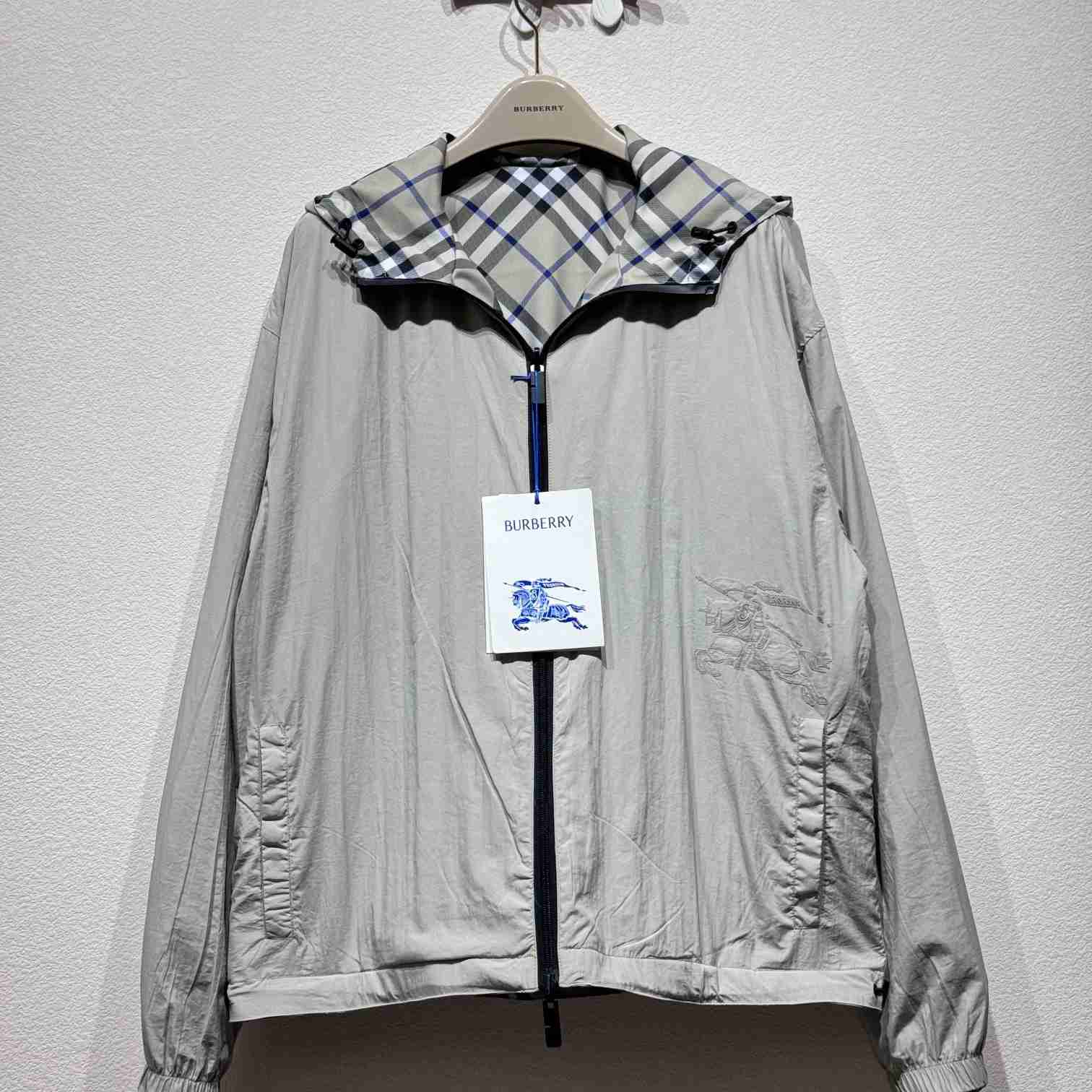 Burberry Cropped Reversible Check Jacket - DesignerGu