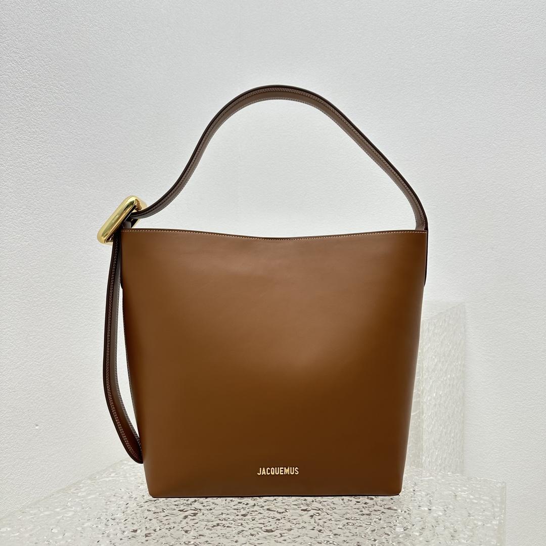 Jacquemus Le Regalo Leather Bucket Bag (30x33x14cm) - DesignerGu