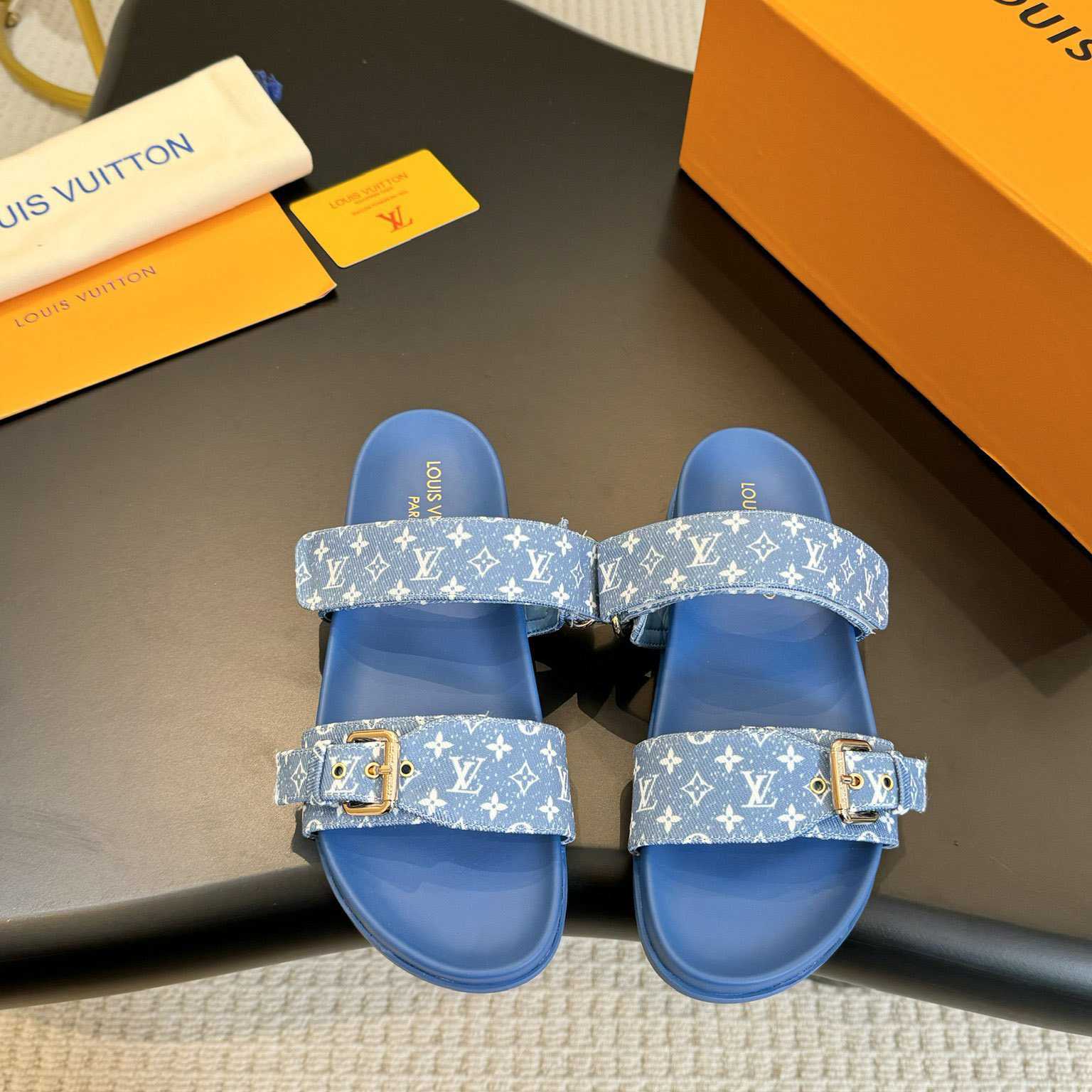 Louis Vuitton Bom Dia Flat Comfort Mule  1AD1BI - DesignerGu