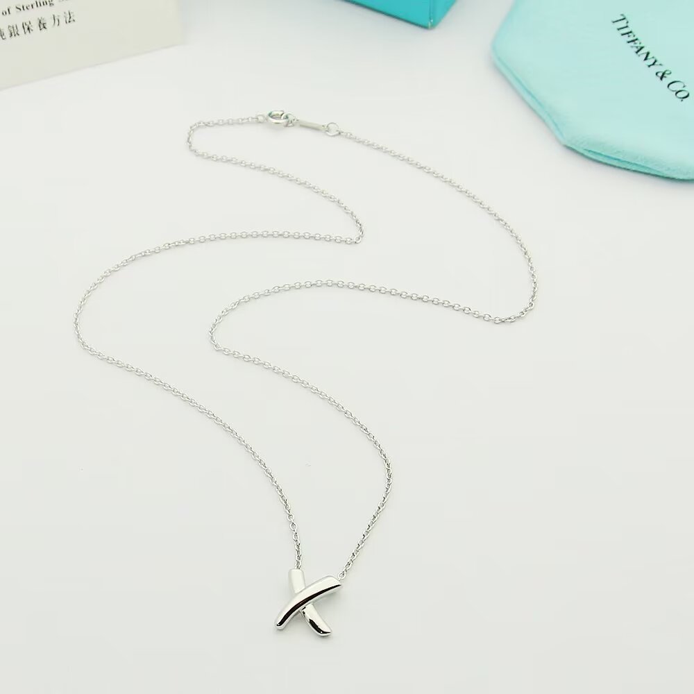 Tiffany & Co. Paloma's Graffiti X Pendant - DesignerGu