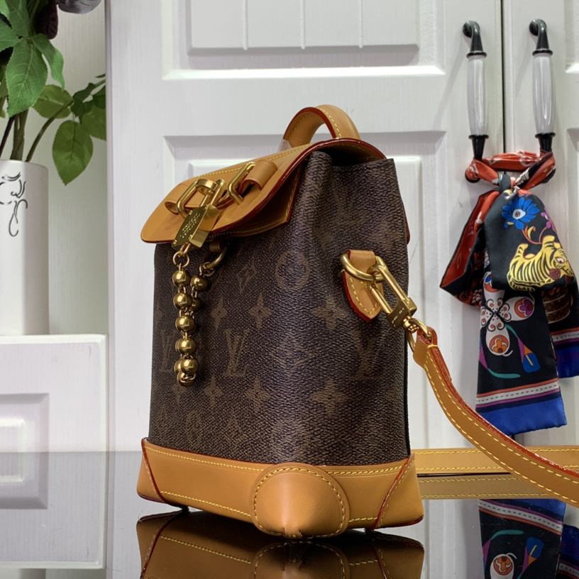 Louis Vuitton Steamer 15   M11630 - DesignerGu