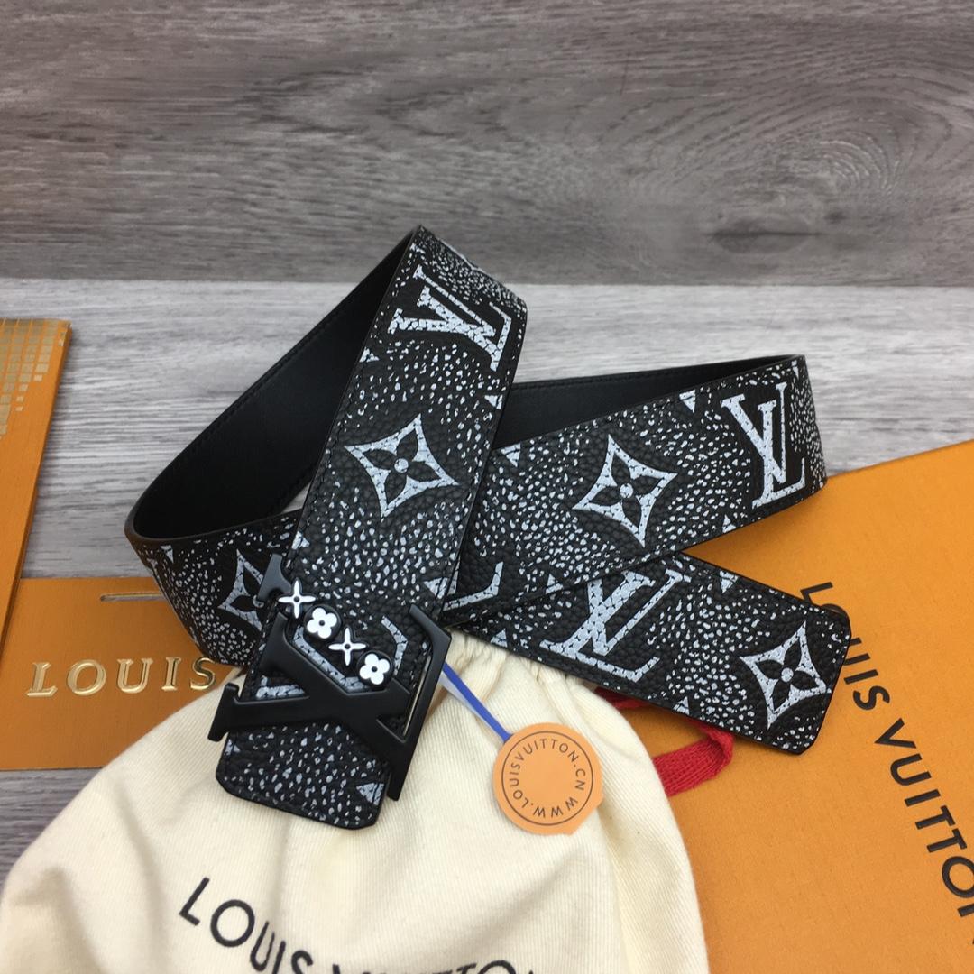 Louis Vuitton 40mm Reversible Belt - DesignerGu