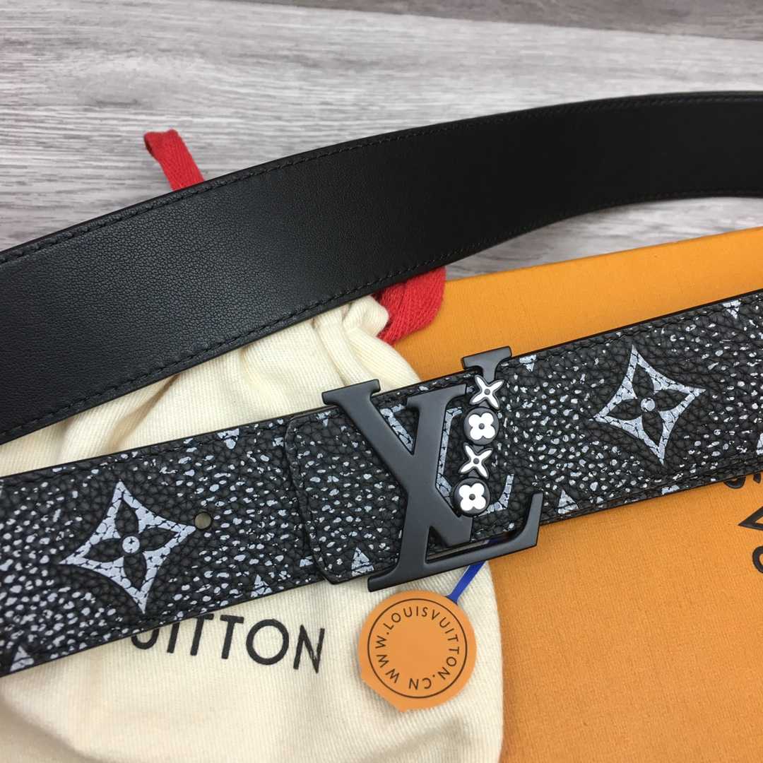 Louis Vuitton 40mm Reversible Belt - DesignerGu