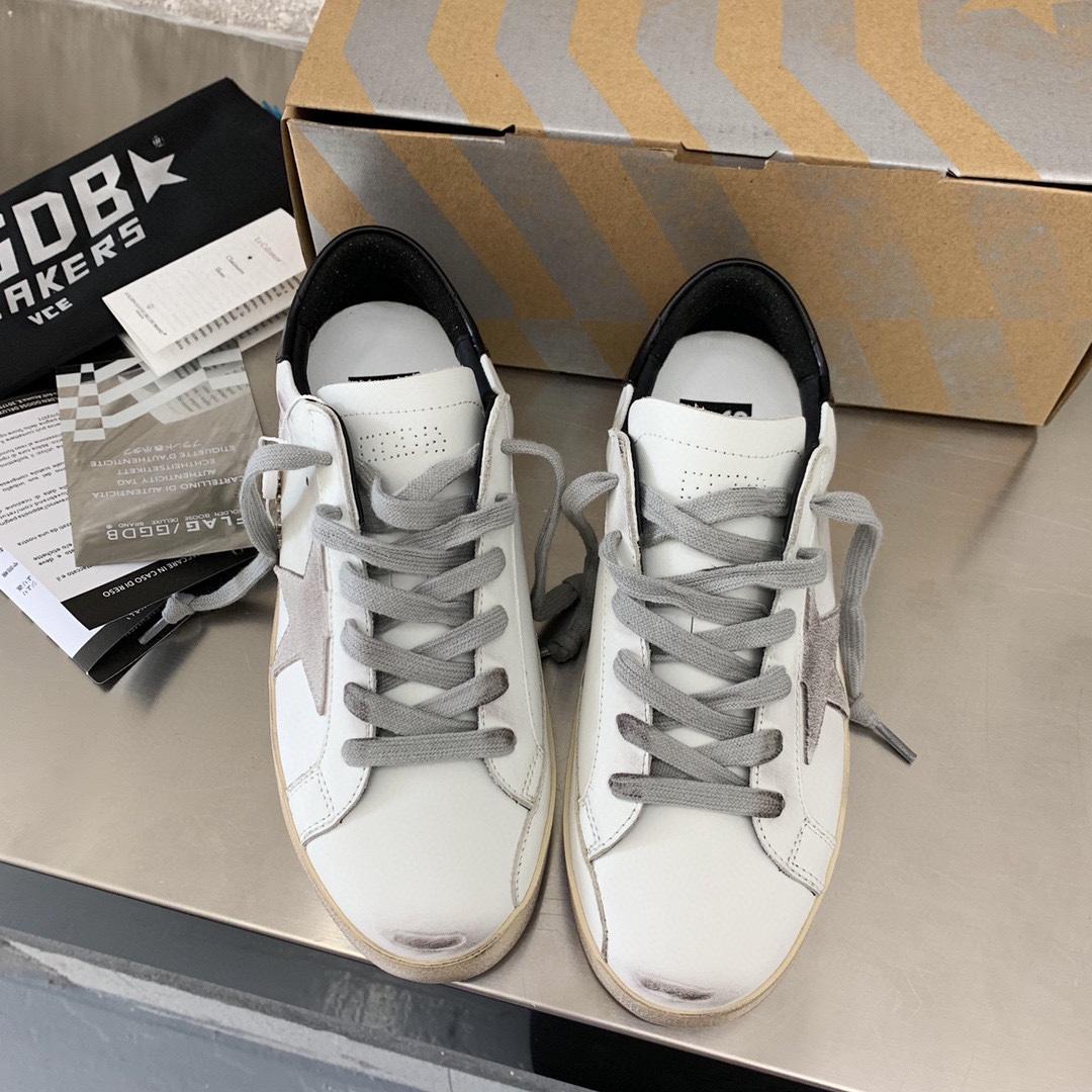 Golden Goose Sneakers - DesignerGu