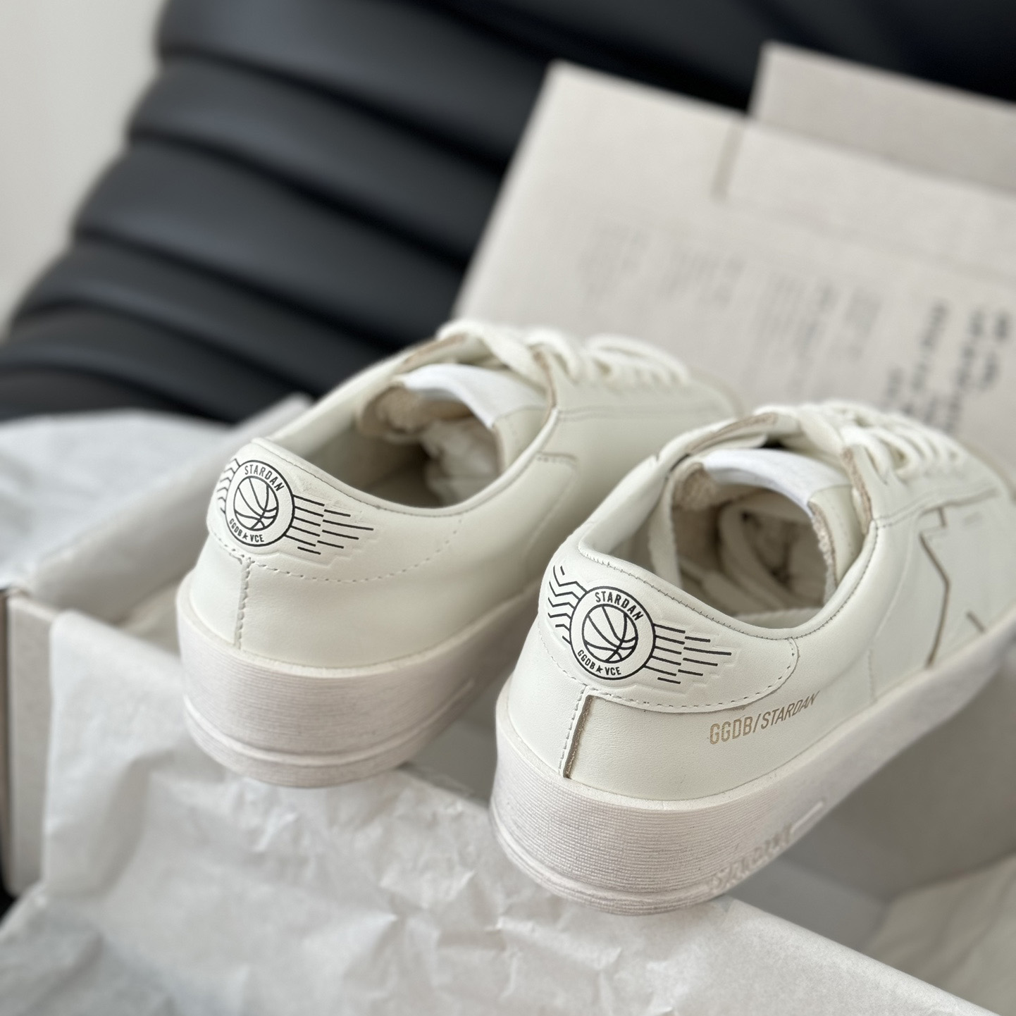 Golden Goose Sneakers - DesignerGu