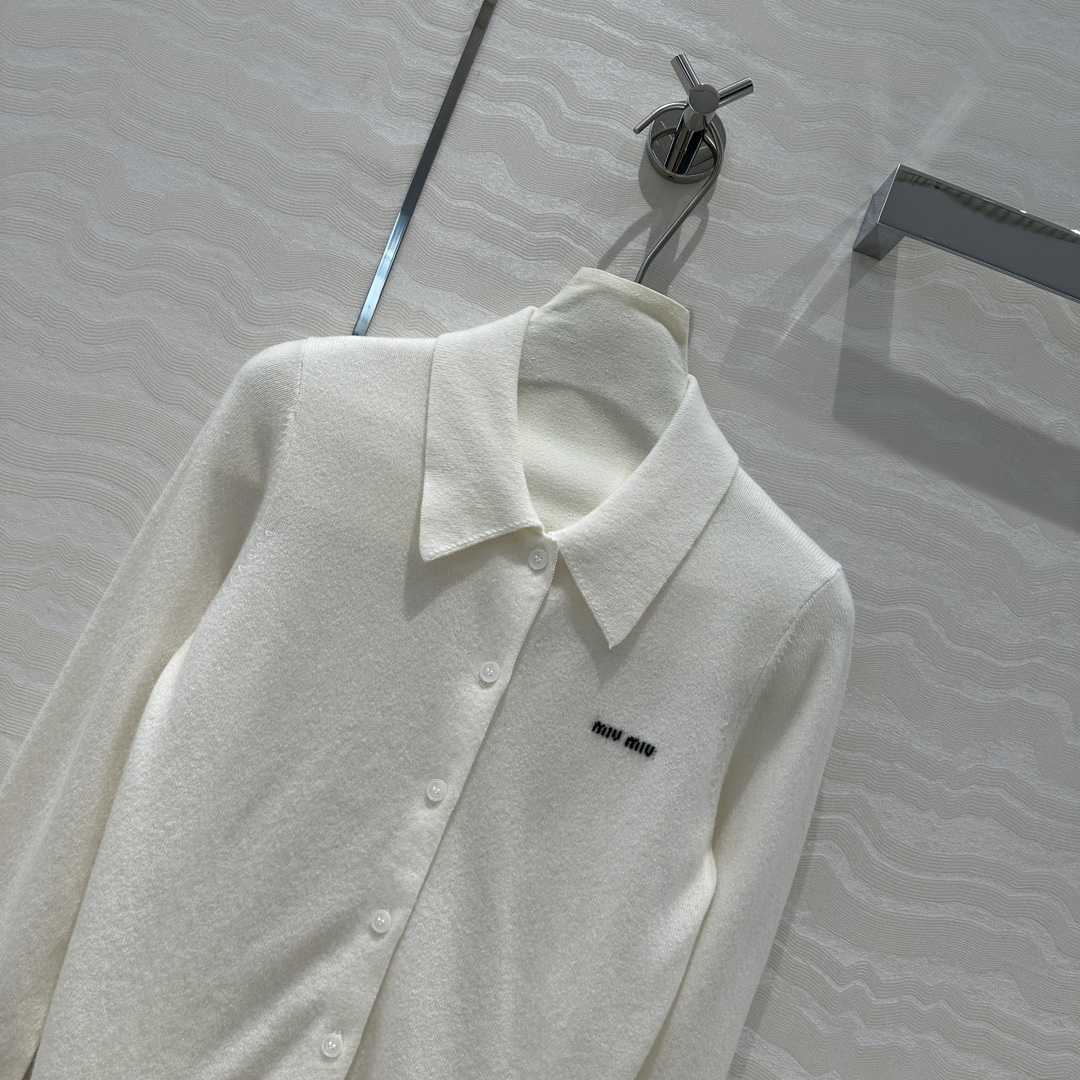 Miu Miu Cardigan - DesignerGu