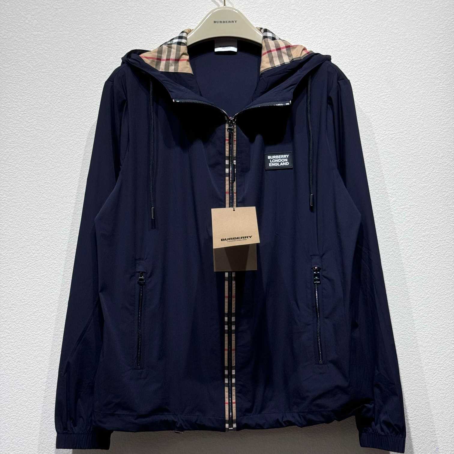 Burberry  Vintage Checked Reversible Jacket - DesignerGu