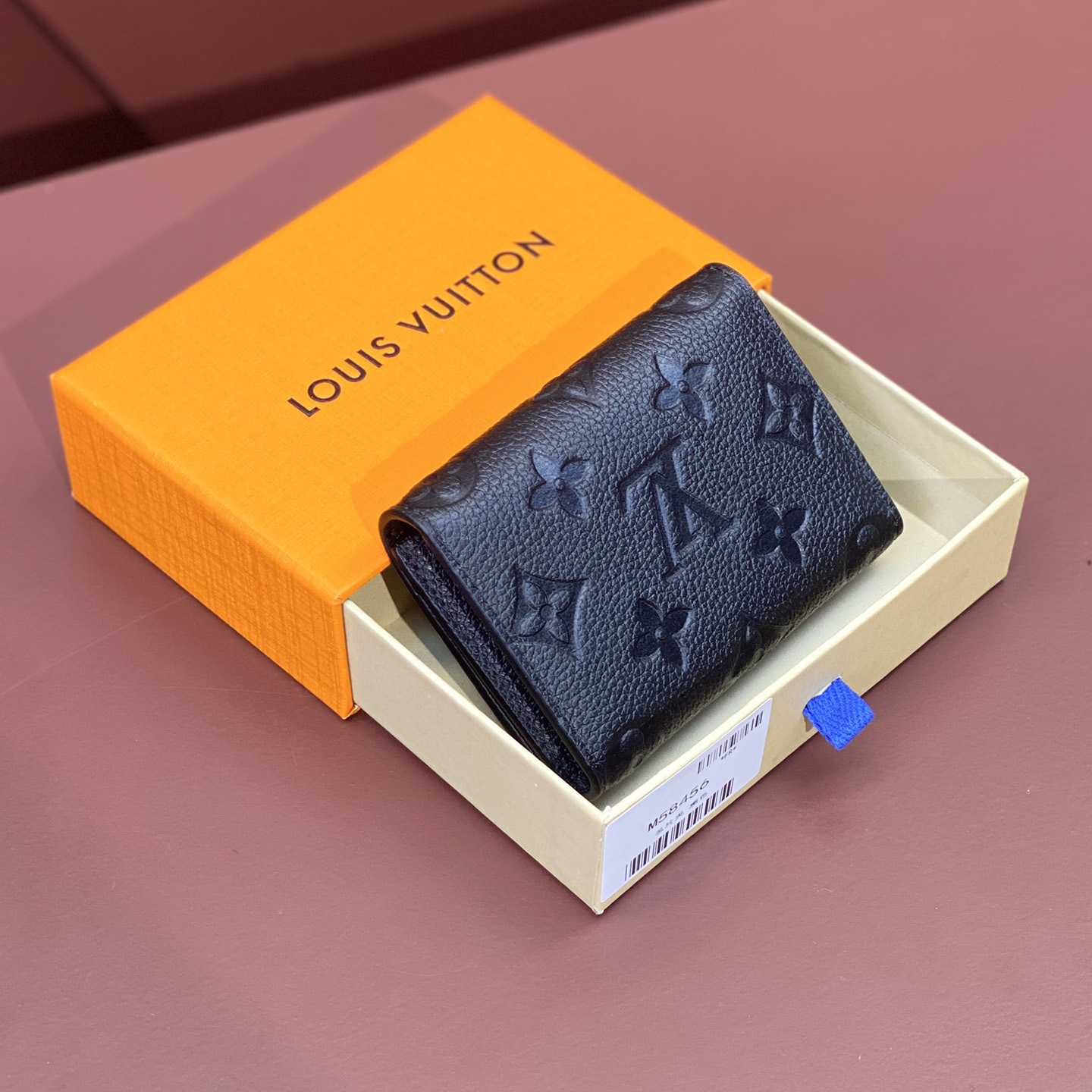 Louis Vuitton Business Card Holder   M58456 - DesignerGu