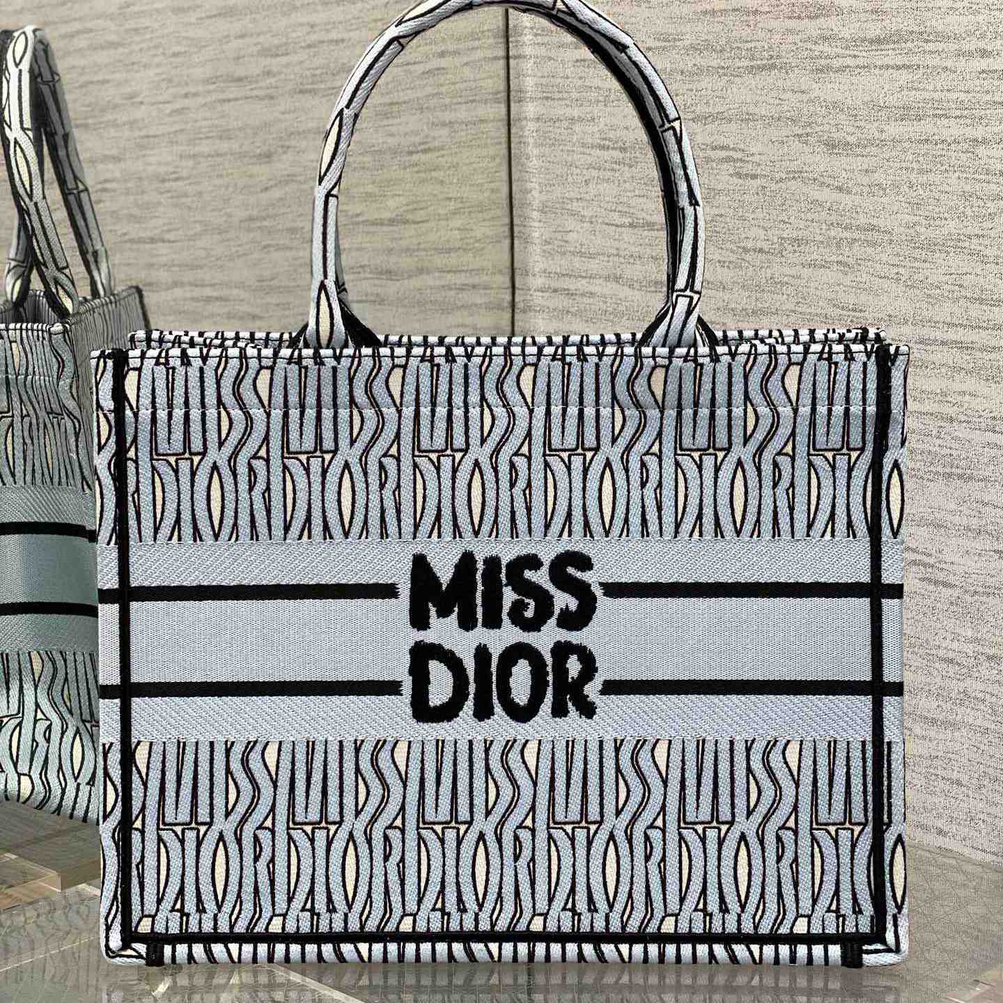 Dior Medium Dior Book Tote - DesignerGu