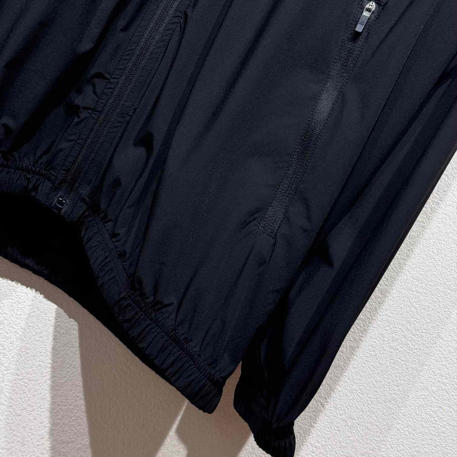 Balenciaga Activewear Windbreaker In Black - DesignerGu