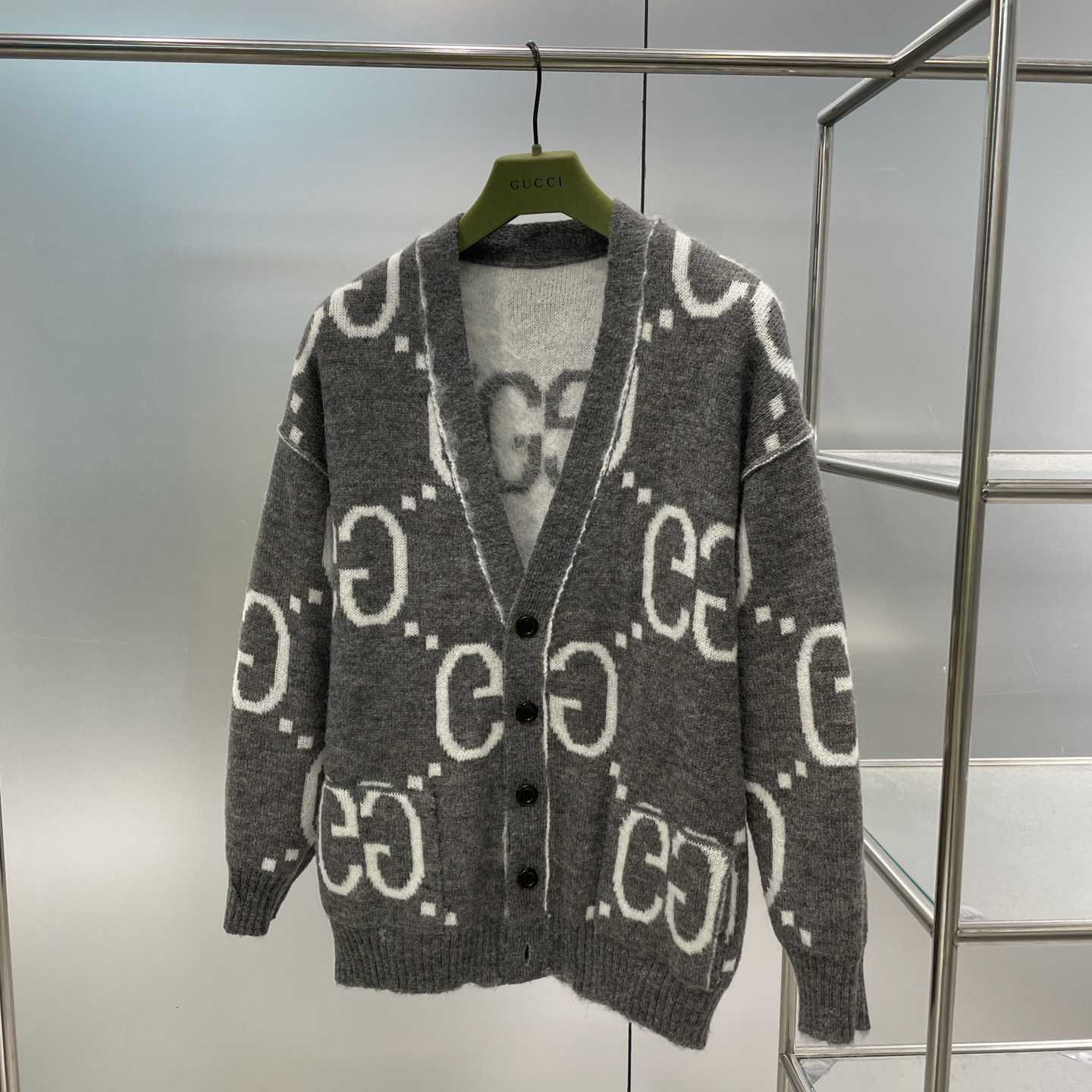 Gucci GG-jacquard Reversible Cardigan - DesignerGu