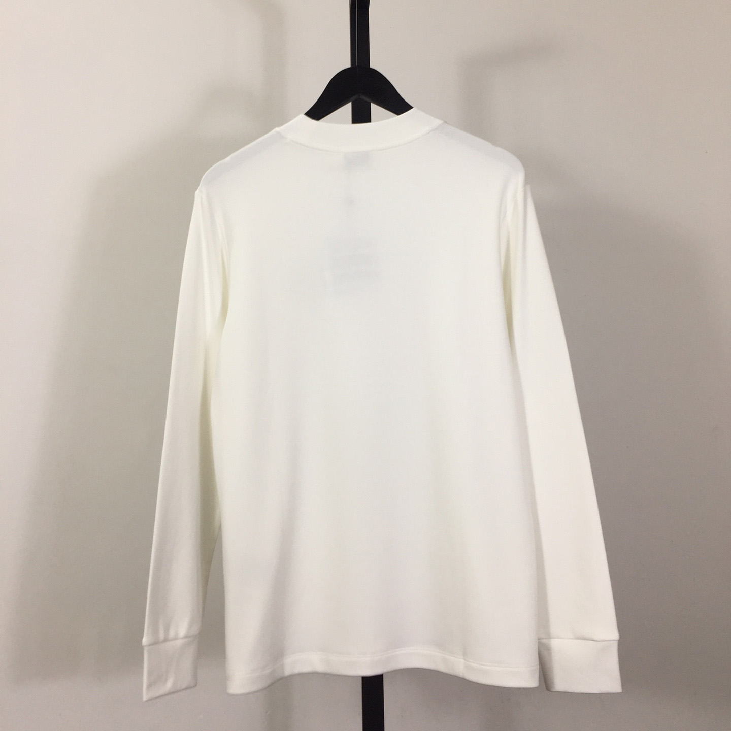 Moncler Long Sleeves - DesignerGu