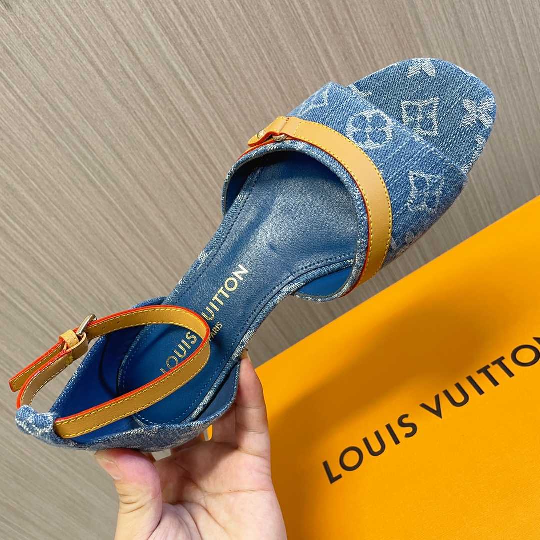 Louis Vuitton Helios Flat Sandal    - DesignerGu