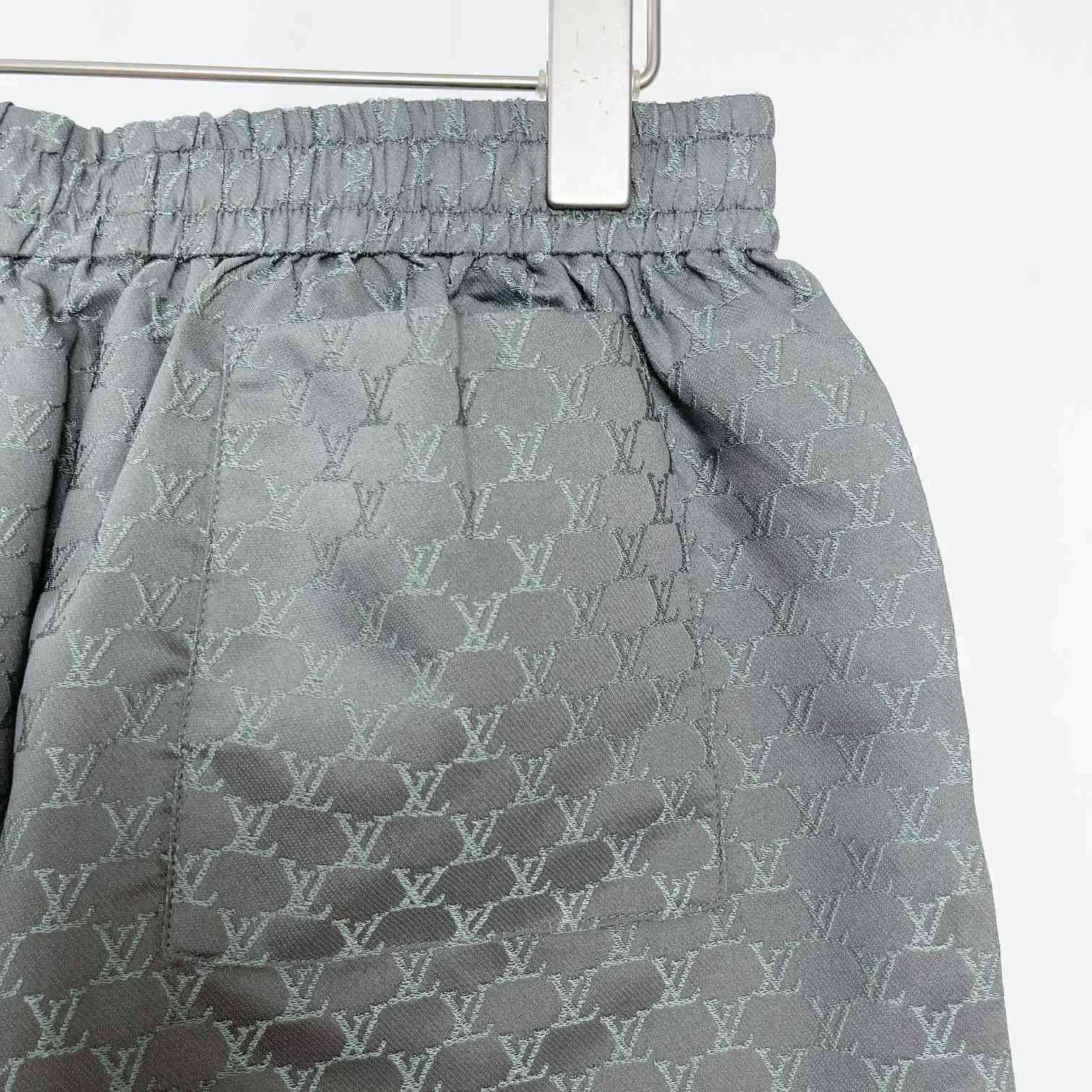 Louis Vuitton Drawstring Jacquard Silk-Blend Shorts   1AFRKG - DesignerGu