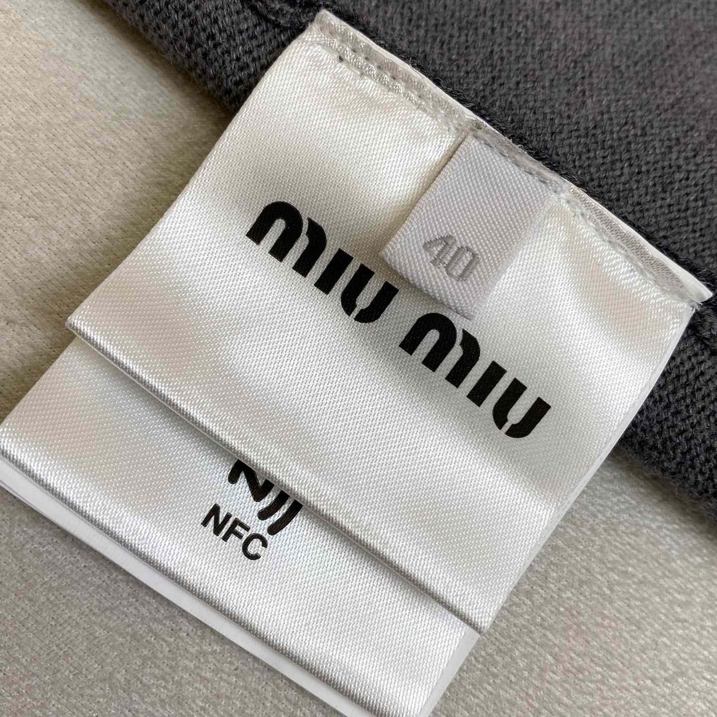 Miu Miu Silk Cashmere Cardigan Sweater - DesignerGu