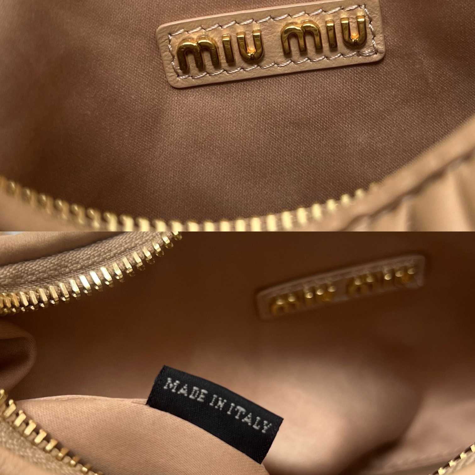 Miu Miu Wander Matelassé Nappa Leather Hobo Bag    (23-13-7cm) - DesignerGu