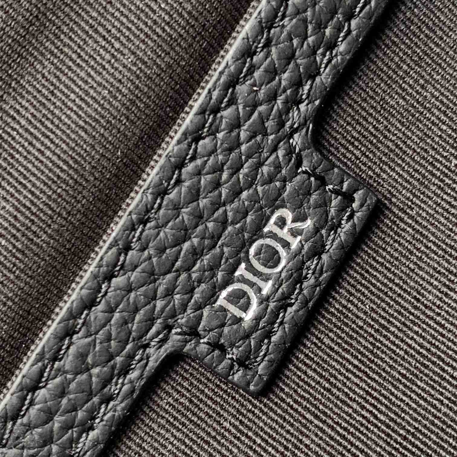 Dior Saddle Messenger Bag - DesignerGu