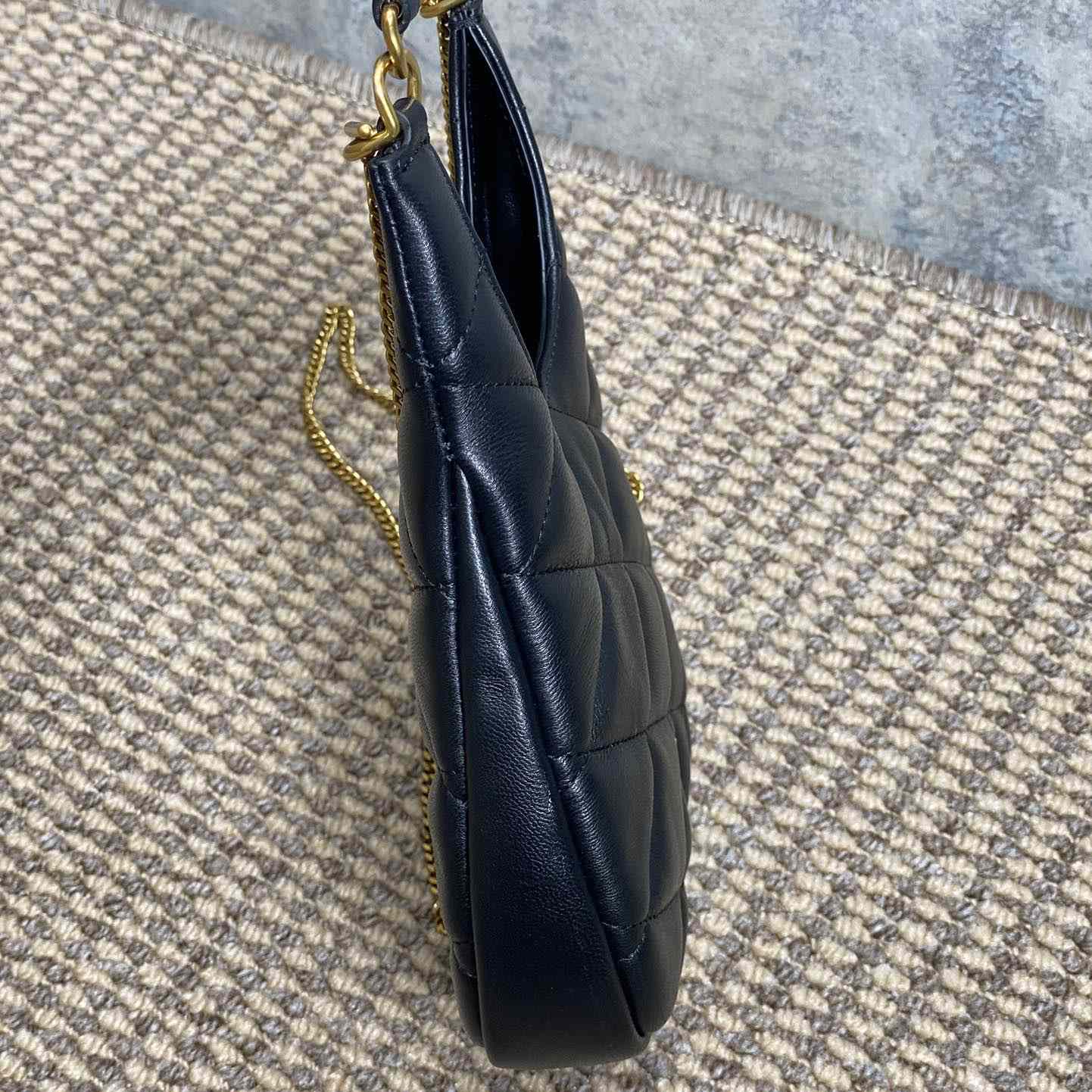 Saint Laurent Sade Hobo In Lambskin - DesignerGu