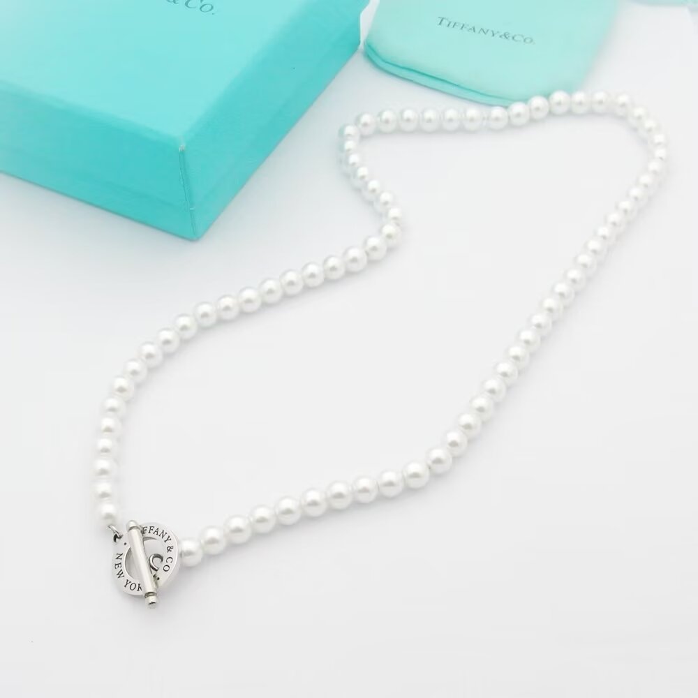 Tiffany & Co. Freshwater Pearl Toggle Necklace - DesignerGu