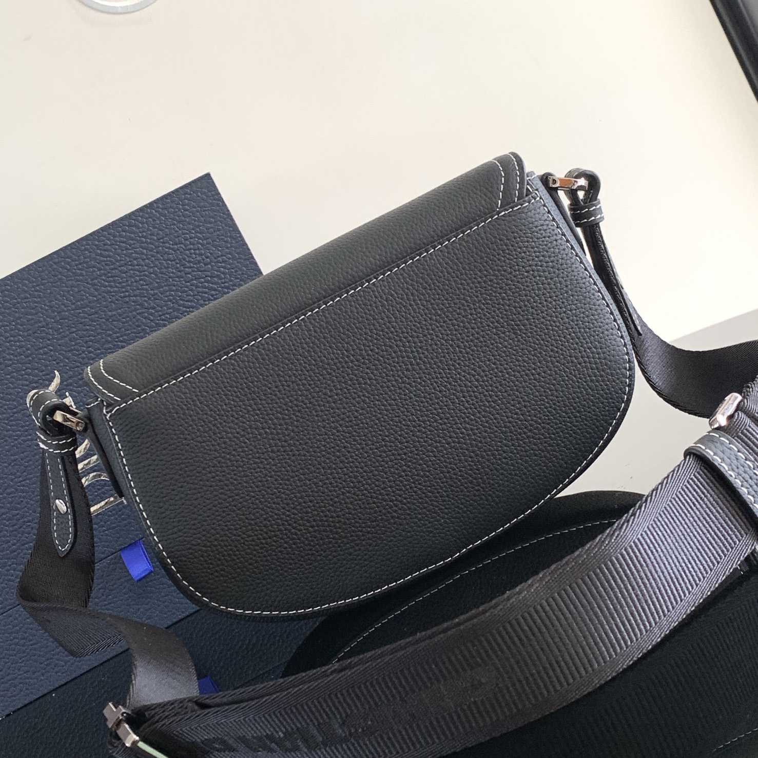 Dior Saddle Messenger Bag - DesignerGu