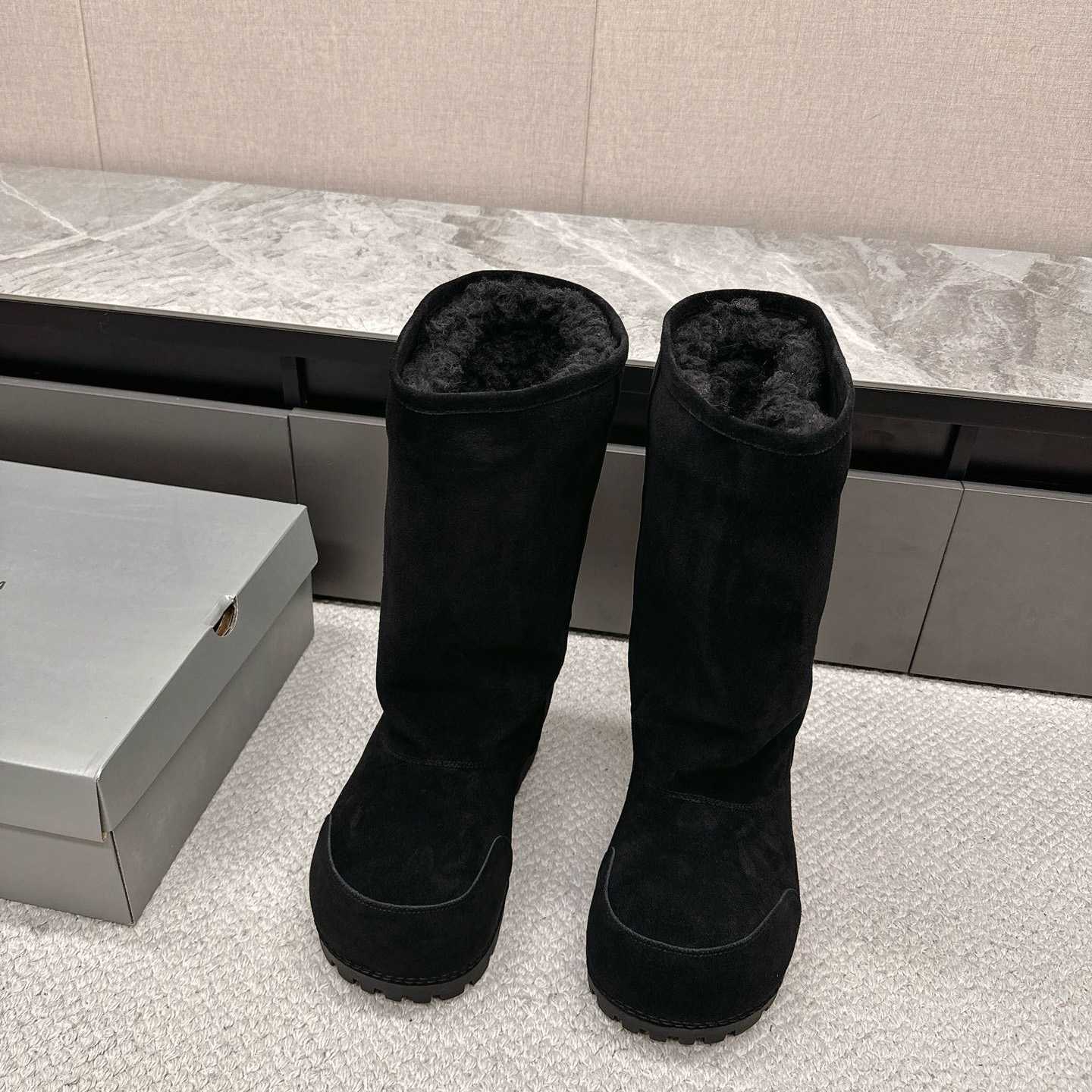 Balenciaga High Boot - DesignerGu