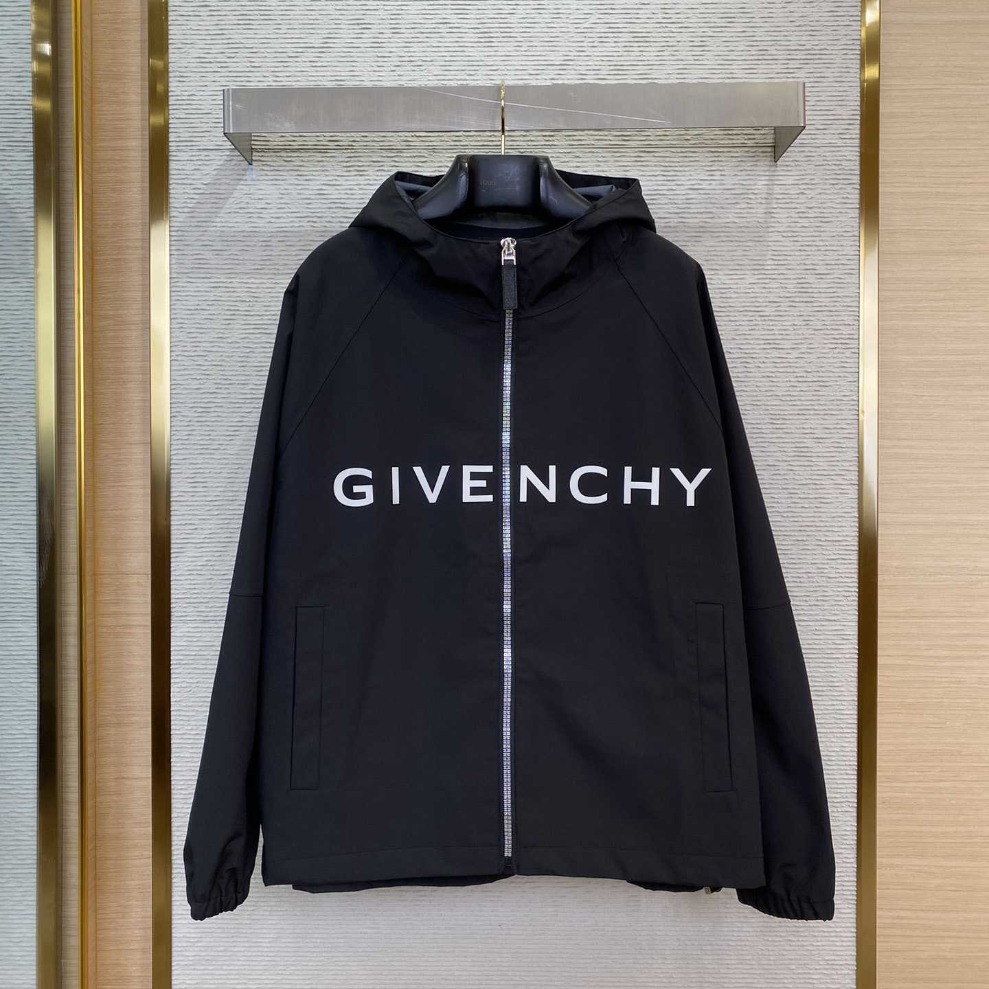 Givenchy Windbreaker Jacke - DesignerGu