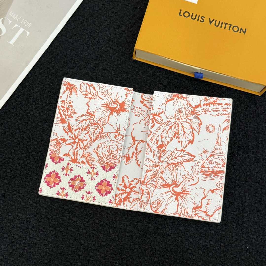 Louis Vuitton Passport Cover   M11457 - DesignerGu