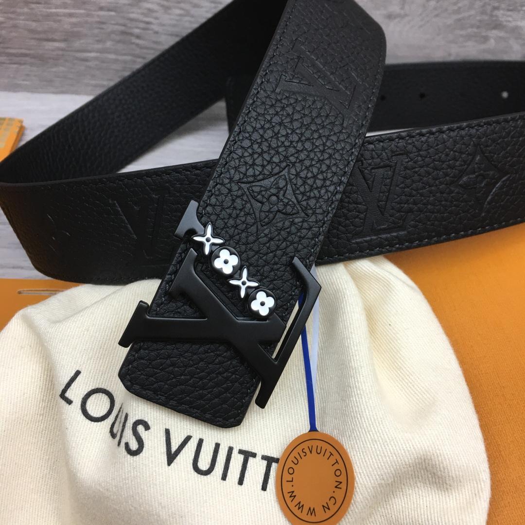 Louis Vuitton 40mm Reversible Belt - DesignerGu