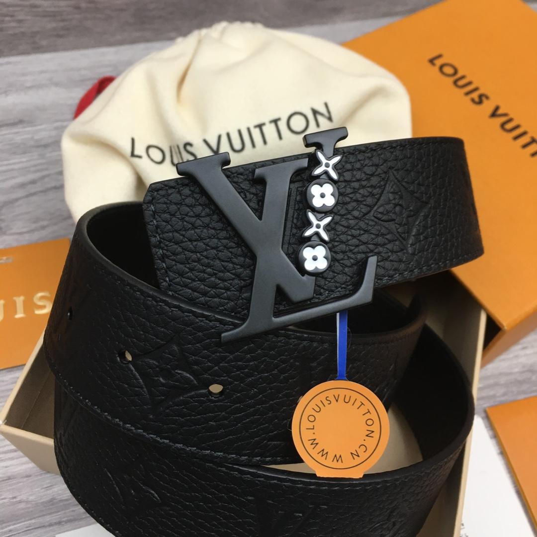 Louis Vuitton 40mm Reversible Belt - DesignerGu