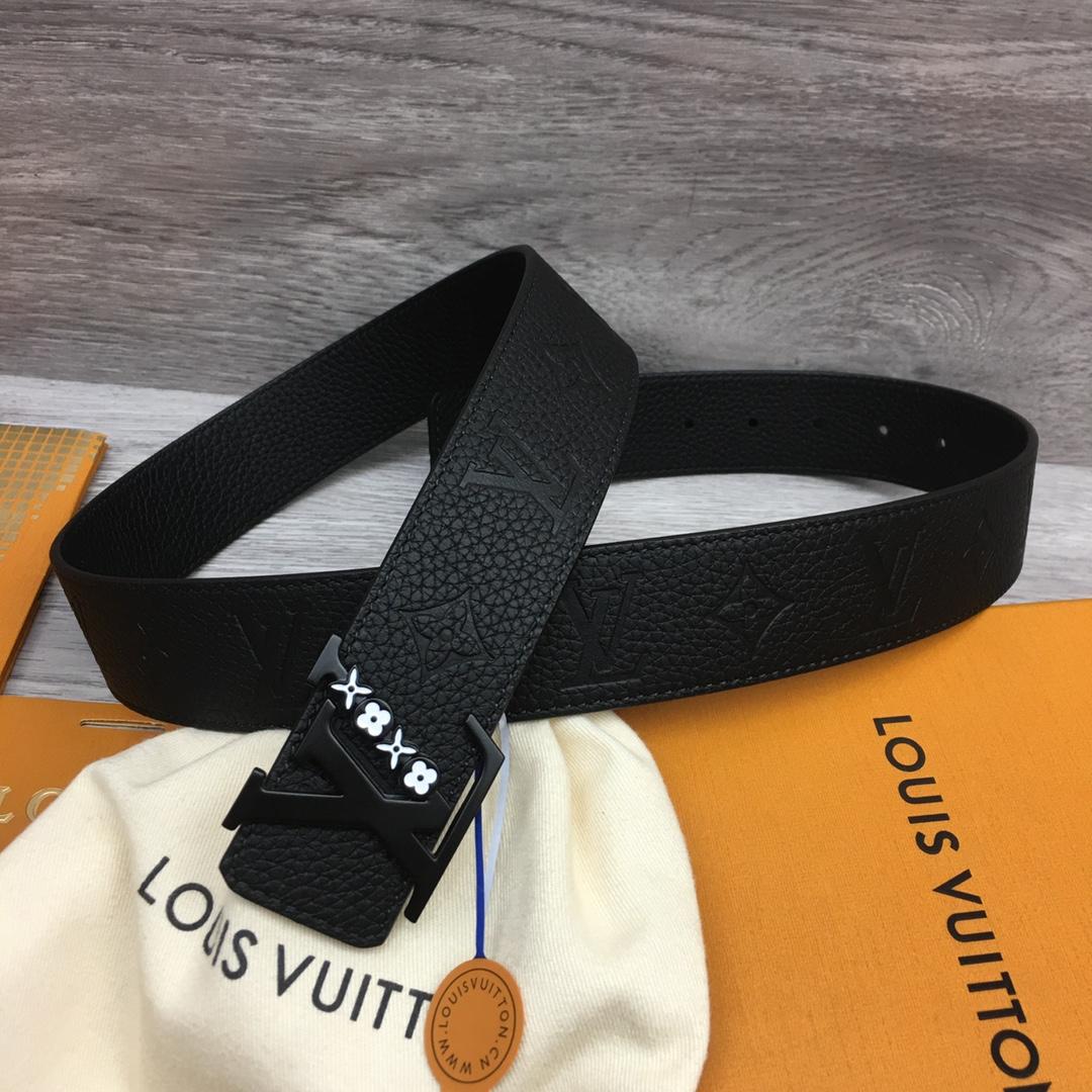 Louis Vuitton 40mm Reversible Belt - DesignerGu