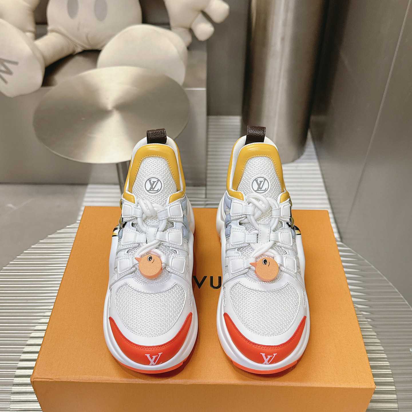 Louis Vuitton LV Archlight Sneaker   1AD35Y - DesignerGu