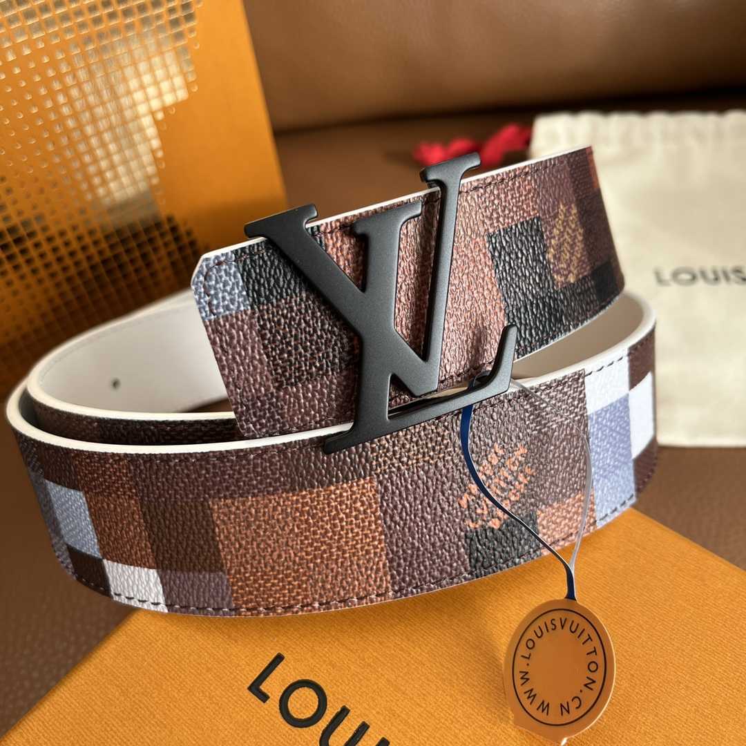 Louis Vuitton LV Initiales 40mm Reversible Belt - DesignerGu