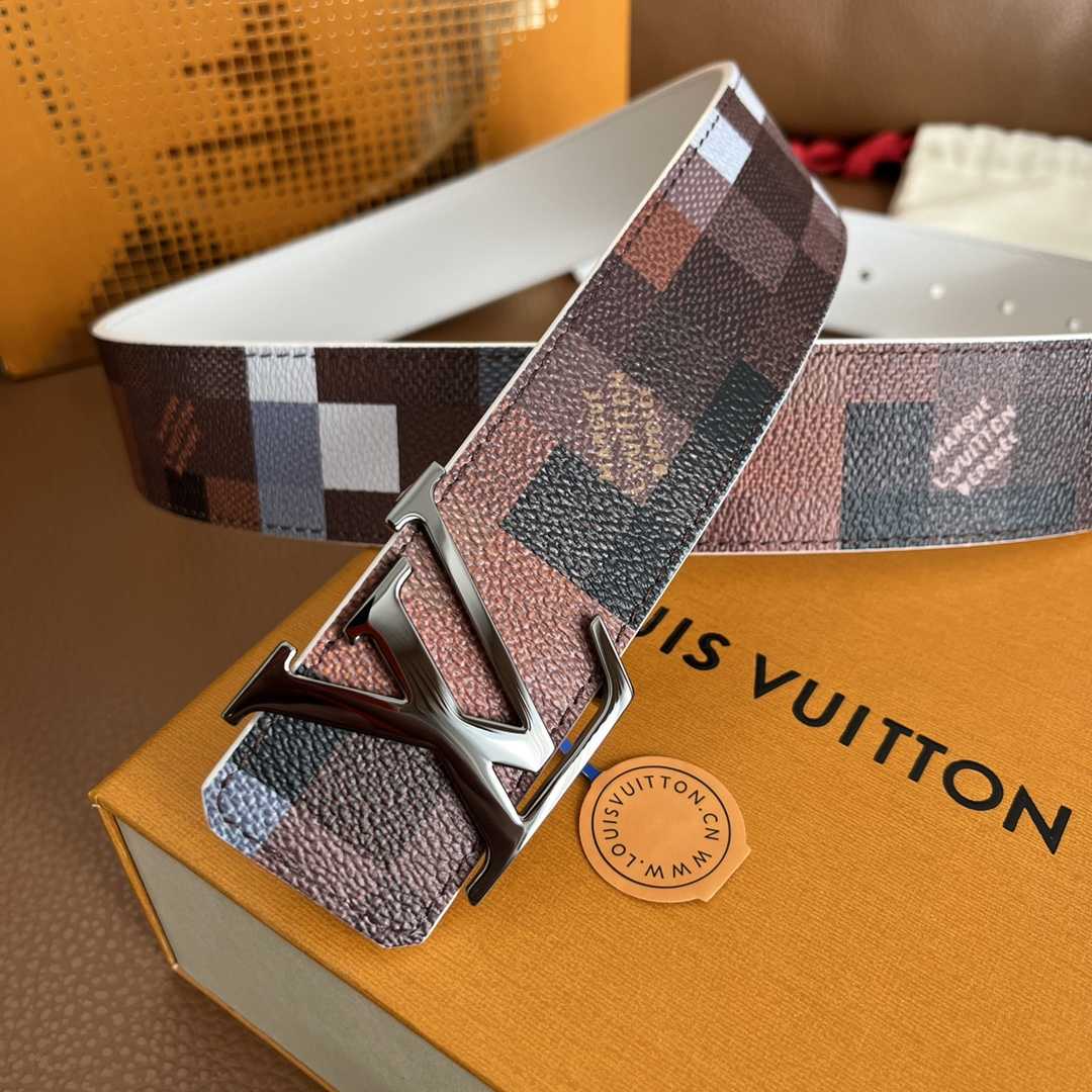 Louis Vuitton LV Initiales 40mm Reversible Belt - DesignerGu