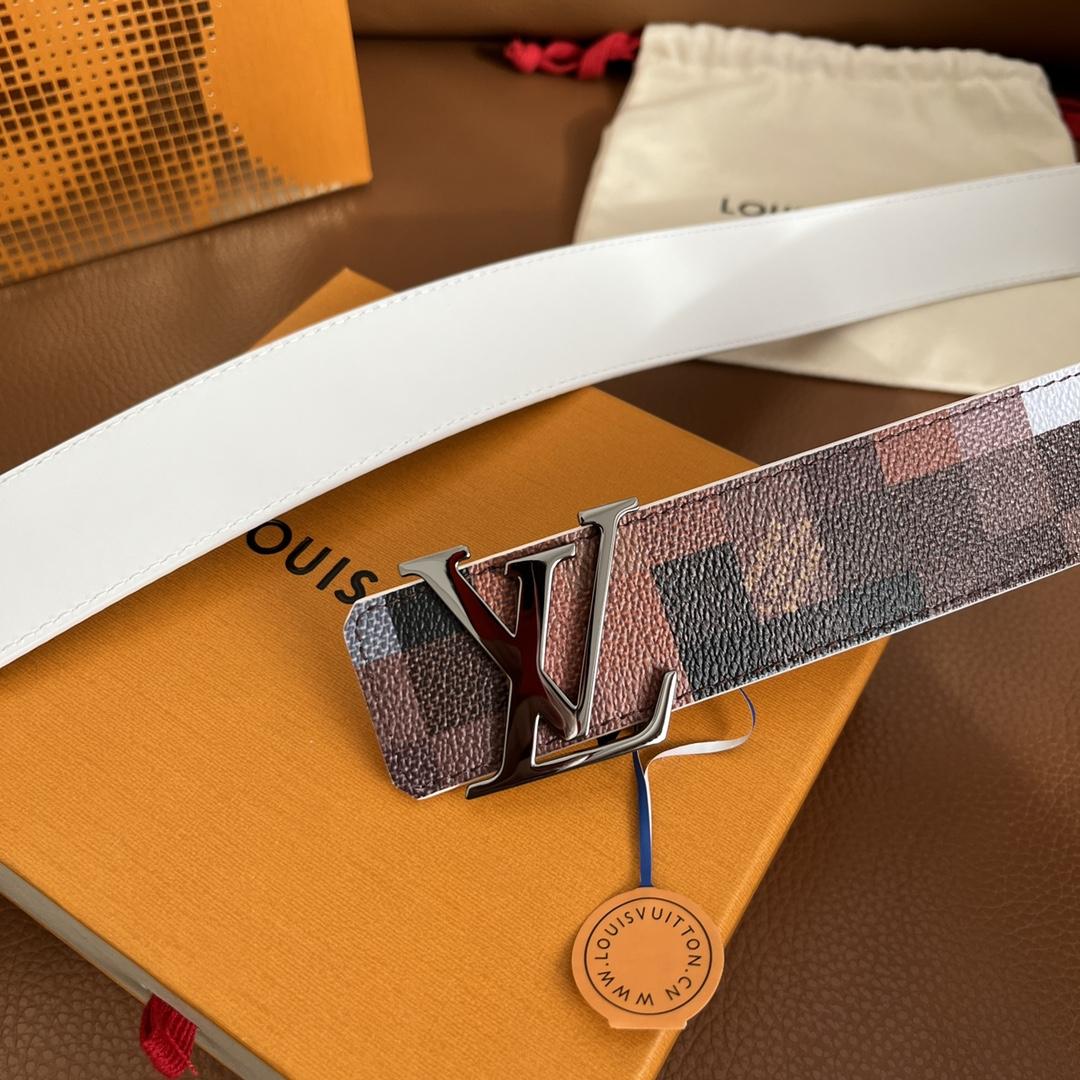 Louis Vuitton LV Initiales 40mm Reversible Belt - DesignerGu