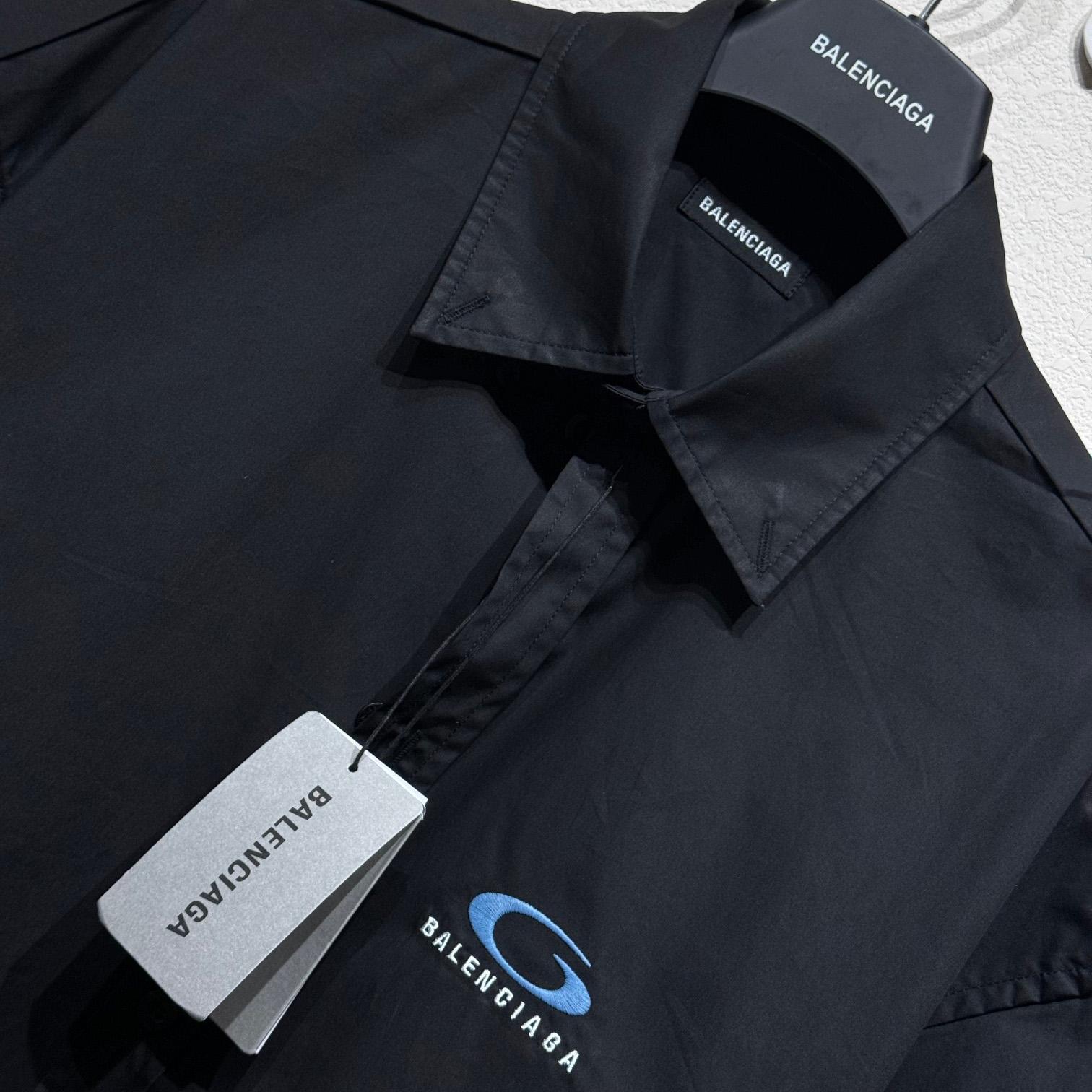 Balenciaga Loop Sports Icon Large Fit Shirt In Black - DesignerGu