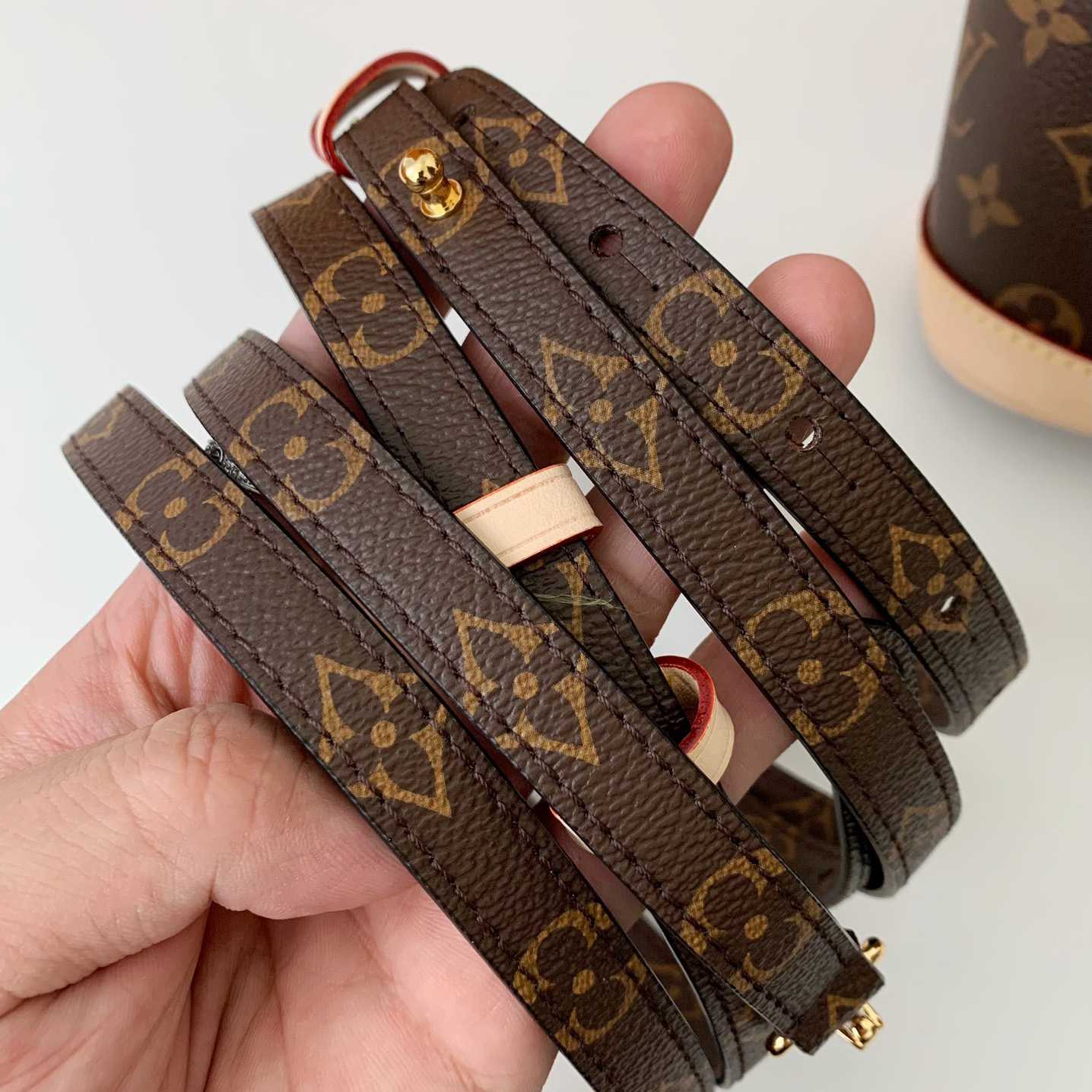 Louis Vuitton Montsouris Mini   M11199 - DesignerGu