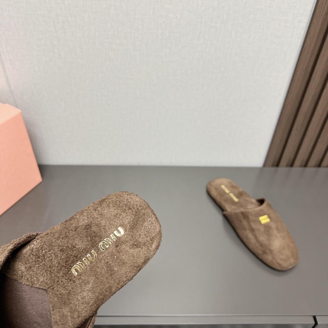 Miu Miu Suede Slippers - DesignerGu