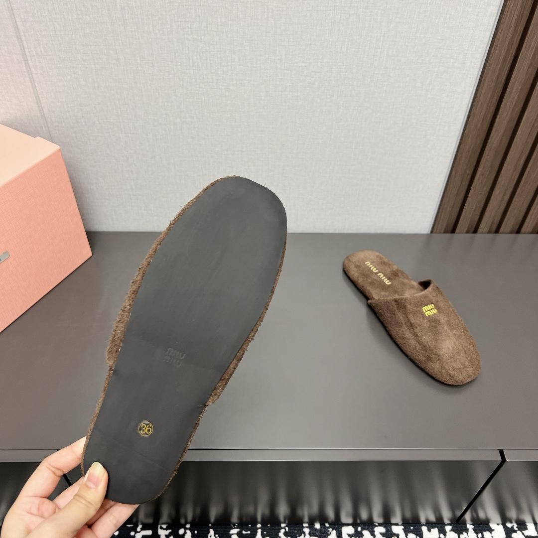 Miu Miu Suede Slippers - DesignerGu