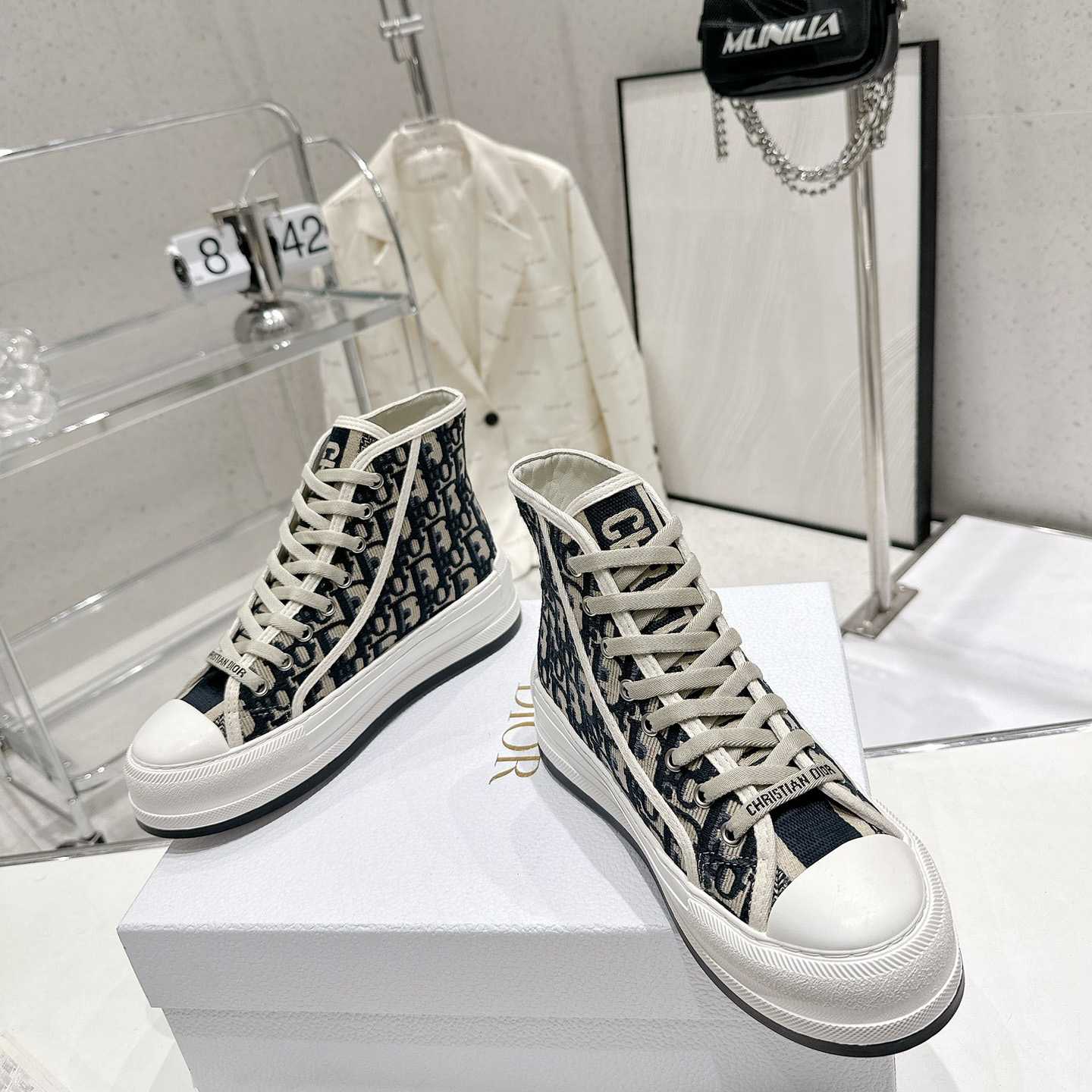 Dior Walk'n'Dior Platform Sneaker - DesignerGu