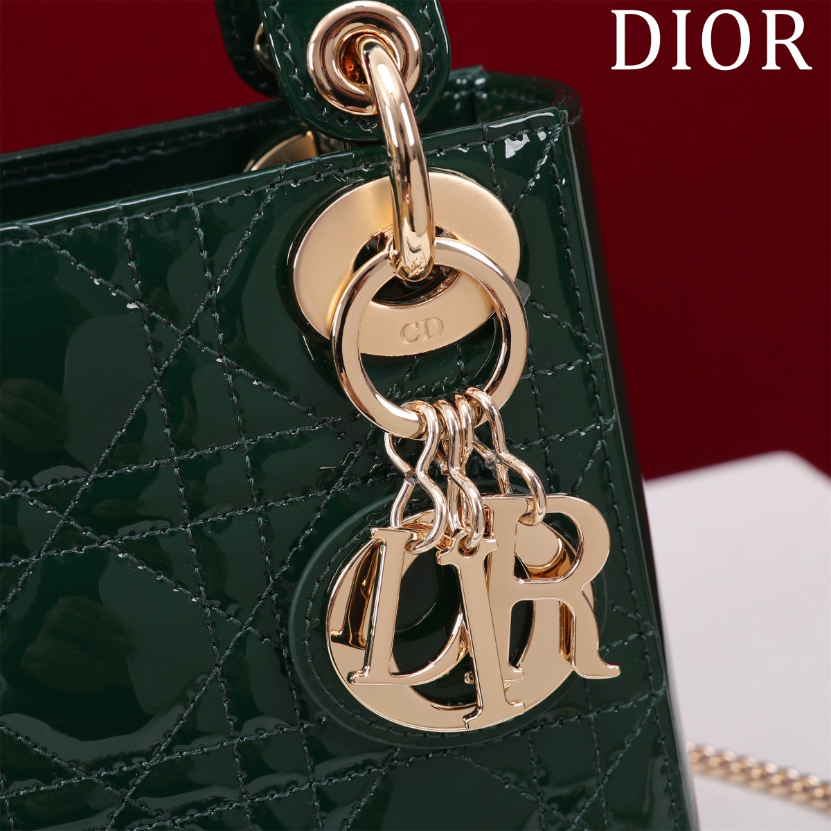 Dior  Lady Dior Bag   17*15*7cm - DesignerGu